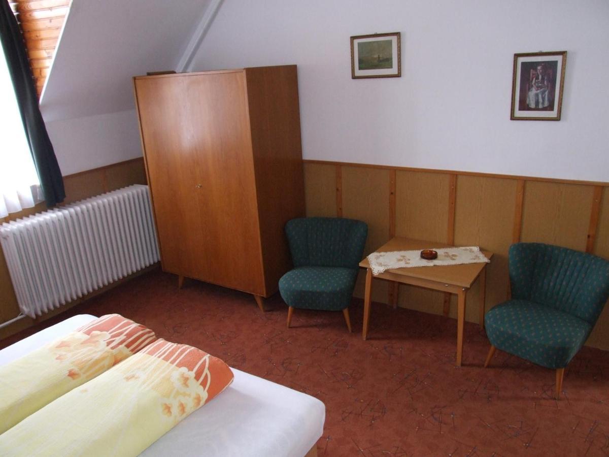 Revesz Vendeghaz Hotel Harkány Værelse billede